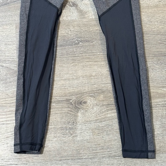 Lululemon Speed Tight V Heathered Black / Deep Coal - Picture 4 of 12